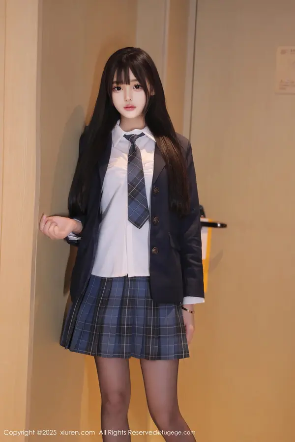 Vol. 09853 余安安（86P） (2/86)