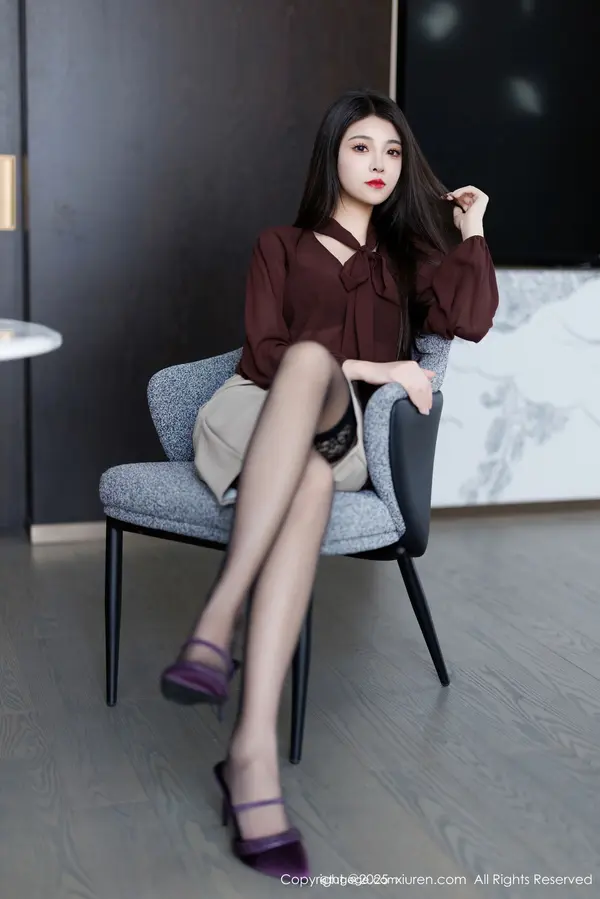 Vol. 09868 初梦瑶（84P） (4/84)