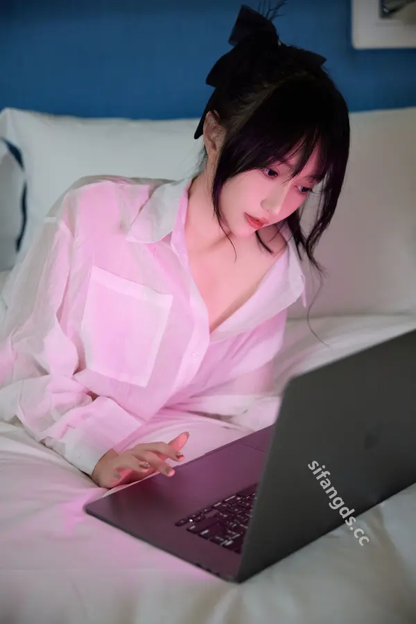 Vol. 9274 玥儿玥er《私购流出》（89P + 5V） (2/89)