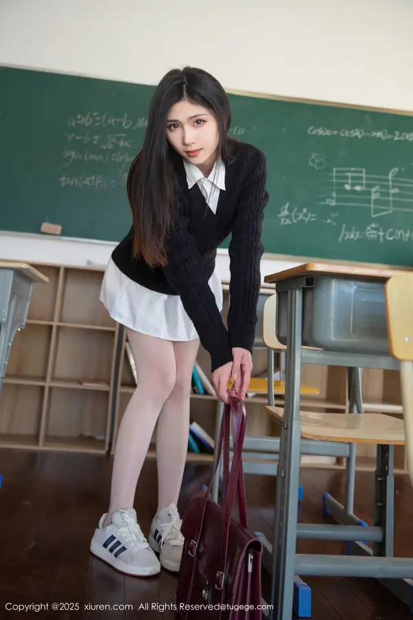 Vol. 10078 刘婷婷（81P） (3/81)