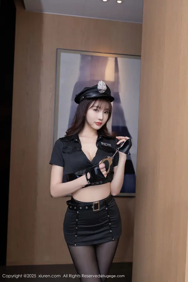 Vol. 10081 陆萱萱（82P） (3/82)