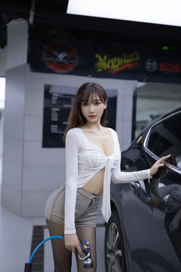 Vol. 09181 陆萱萱《私购流出》（90P）-妹子录-美女图片|美女写真 专注超高清美女图片分享网站