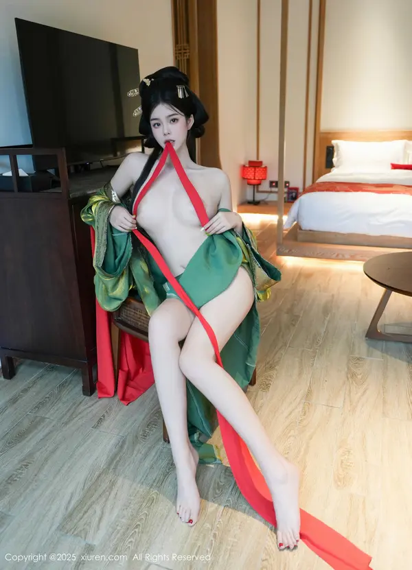 Vol. 10126 雪糕CiCi（69P） (2/69)