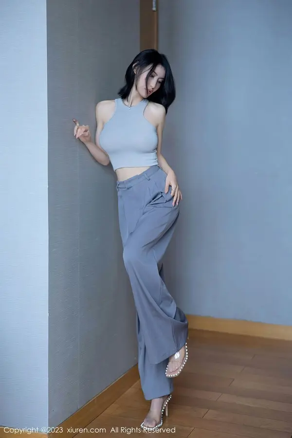 Vol. 06552 lingyu69（81P） (2/81)