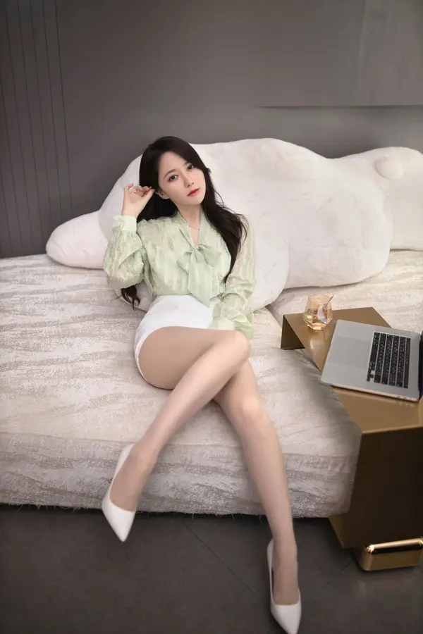 鱼子酱Fish《雨后彩虹》（140P） (4/140)