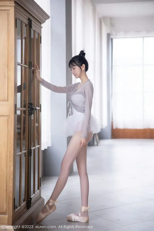 Vol. 06592 谢小蒽（92P） (6/92)