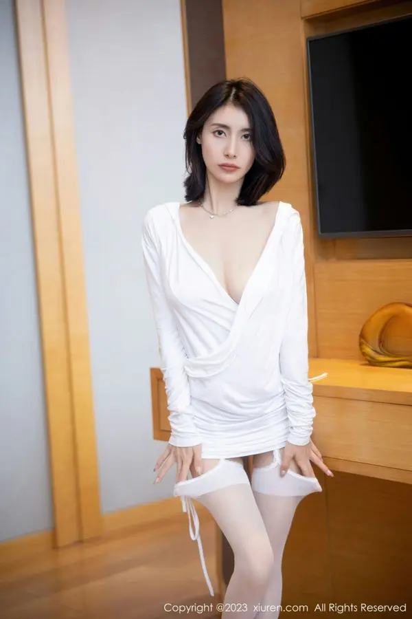 Vol. 06630 Lingyu69（87P） (3/87)