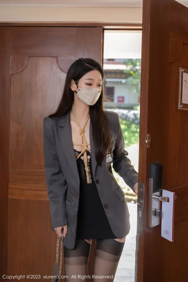 Vol. 06821 唐安琪（82P） (3/82)
