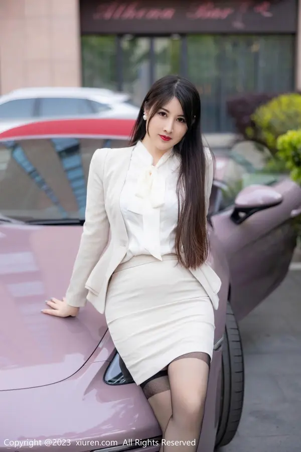 Vol. 06879 诗诗kiki（80P） (2/80)