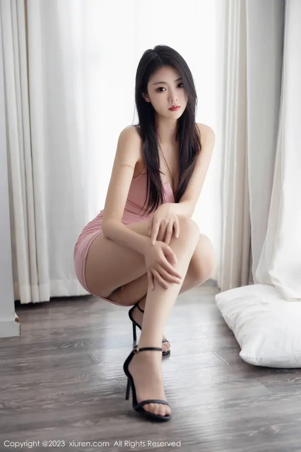 Vol. 06927 可乐Vicky（91P） (5/91)