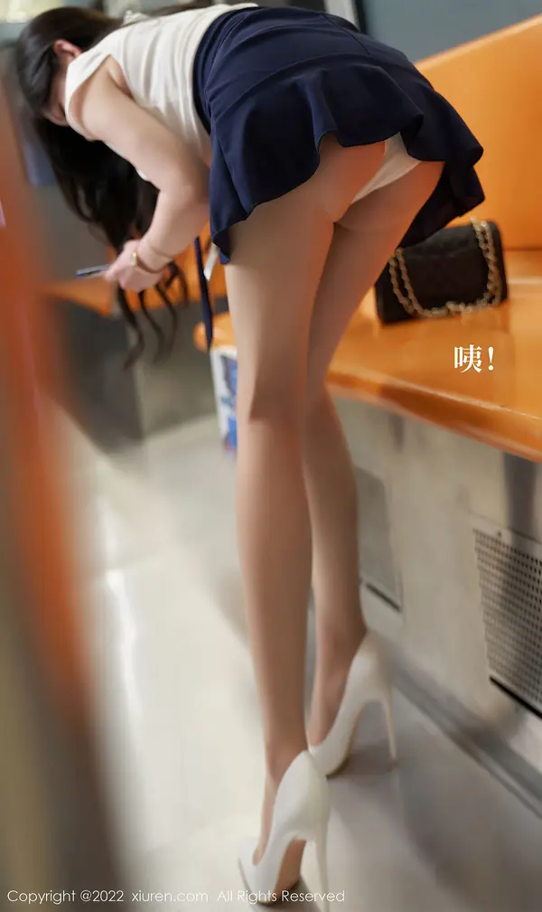 Vol. 04979 周于希Sally（81P） (3/81)