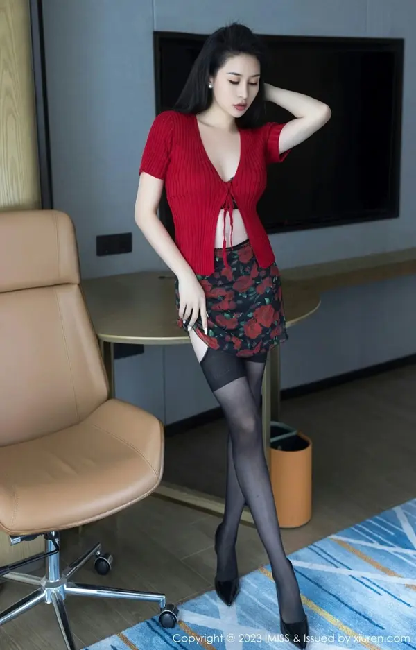 Vol. 0740 Jermy（41P） (2/41)