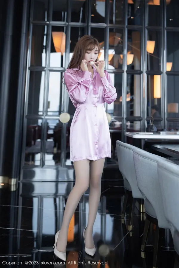 Vol. 07214 陆萱萱（81P） (2/81)